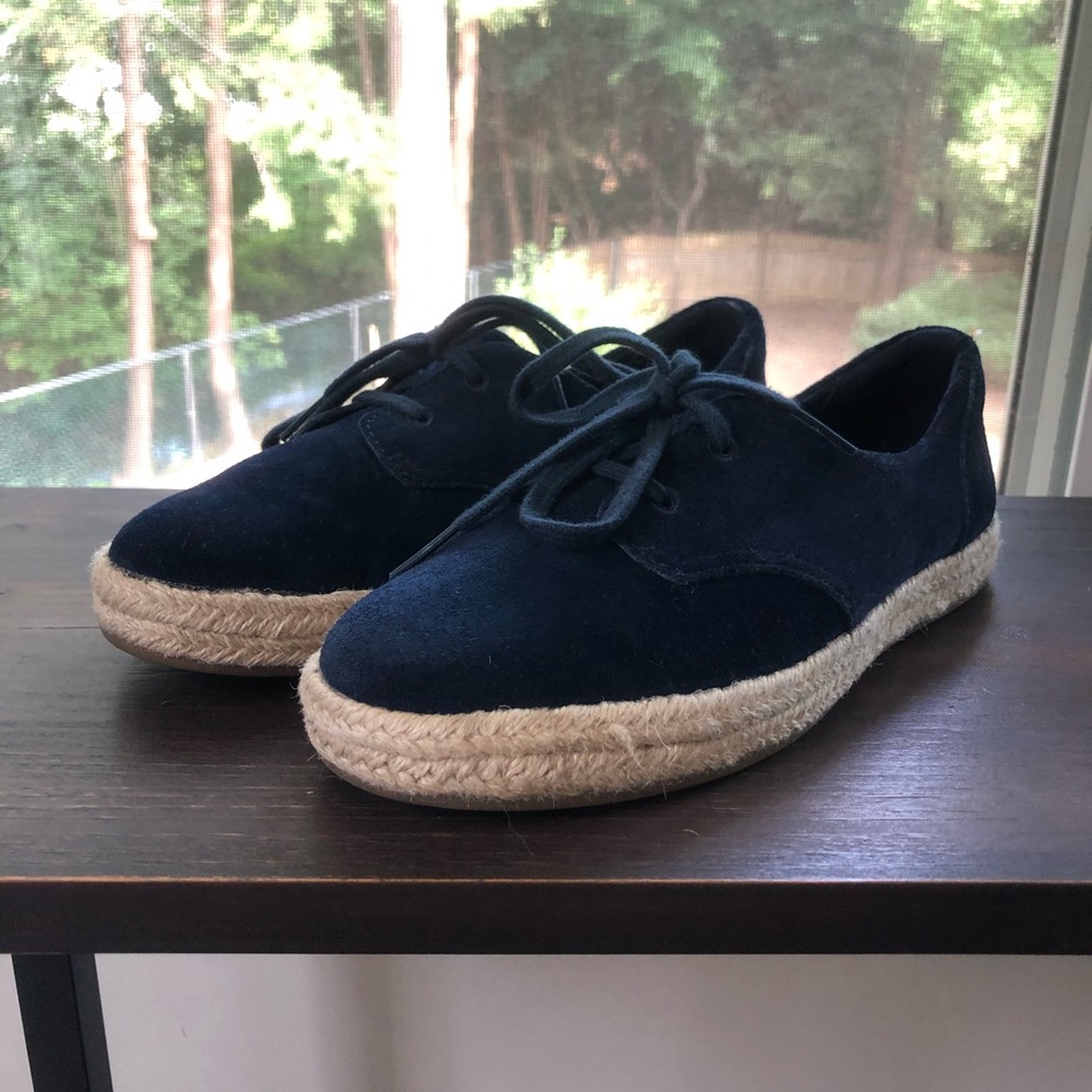 Clark’s Navy Sneakers